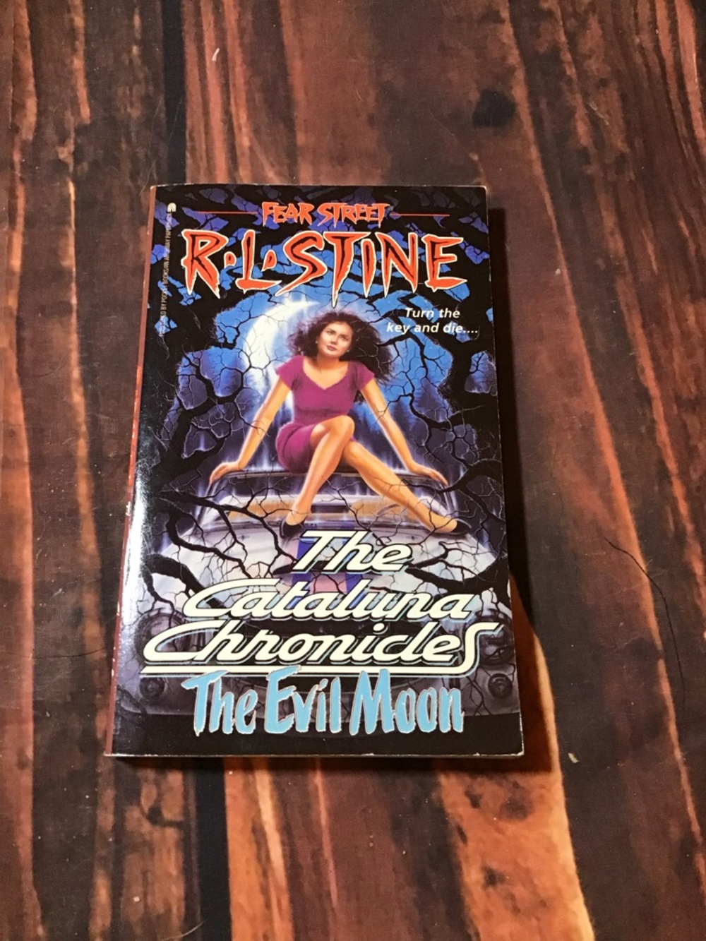 R.L Stine fear street the Cataluna chronicles the evil moon